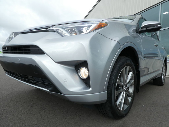  2017 Toyota RAV4 AWD, Heated Leather, Sunroof, Nav, Low KM's in Cars & Trucks in Moncton - Image 3