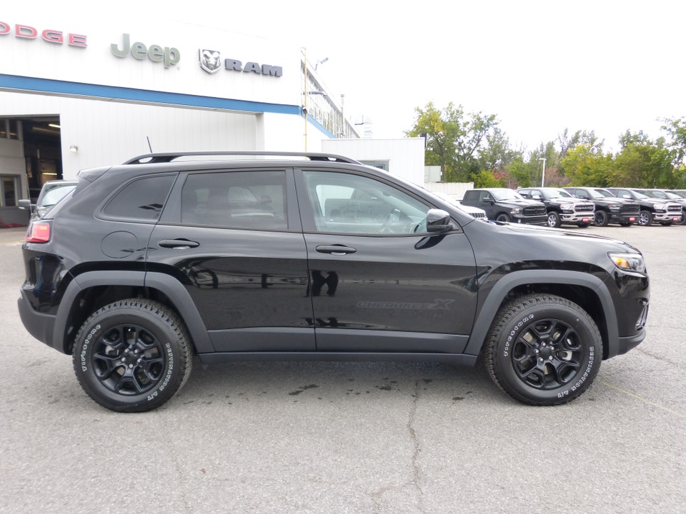 2022 Jeep Cherokee X