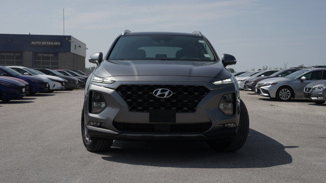 2020 Hyundai Santa Fe Luxury 2.0T AWD | Cooled Seats | 360 in Cars & Trucks in Guelph - Image 2