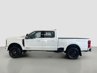 The 2025 Ford Super Duty F-350 SRW Platinum 4WD Crew Cab 6.75' Box is a robust and reliable truck, p... (image 4)