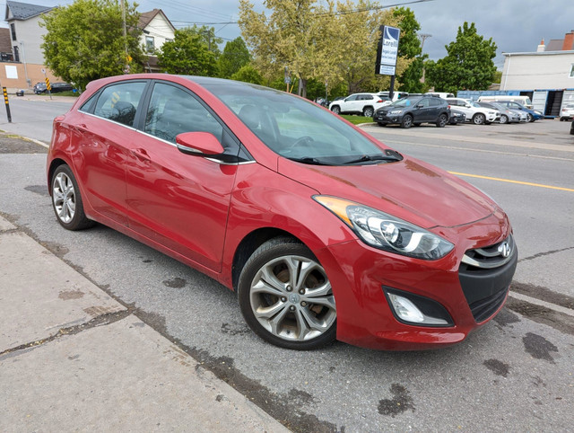 2014 Hyundai Elantra GT SE LEATHER INTERIOR, POWER SUNROOF/MO... dans Autos et camions  à Ottawa - Image 4
