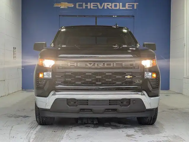 2025 Chevrolet Silverado 1500 Work Truck- Trailering Pkg in Cars & Trucks in Barrie - Image 7