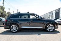 Highlighted Vehicle Features: AIR CONDITIONING, POWER FOLDING MIRRORS, LEATHER SEATS, 3RD ROW SEATIN... (image 6)