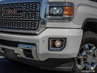 ENGINE DURAMAX 6.6L TURBO-DIESEL V8 B20-DIESEL COMPATIBLE (445 hp [332 kW] @ 2800 rpm 910 lb-ft of t... (image 8)