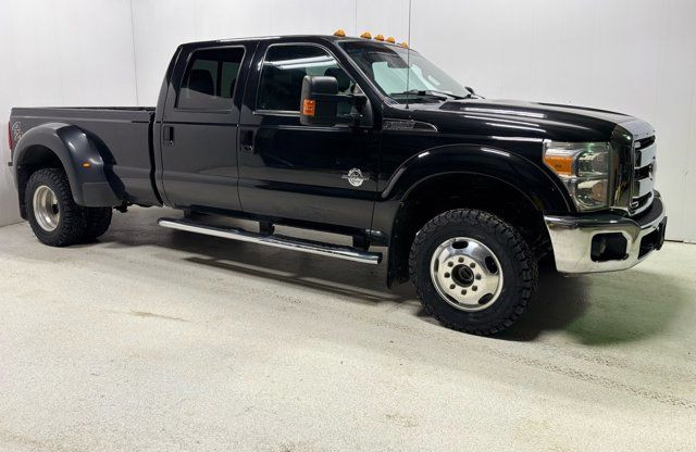 2015 Ford Super Duty F-350 DRW Lariat | REMOTE VEHICLE START in Cars & Trucks in Regina - Image 2