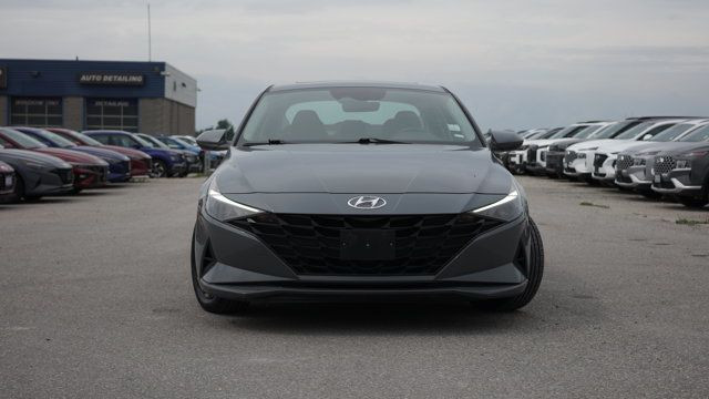 2022 Hyundai Elantra Preferred IVT w/Sun & Tech Package in Cars & Trucks in Guelph - Image 2