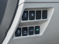 Come see this 2023 Nissan Qashqai while we still have it in stock! * This Nissan Qashqai is a Bargai... (image 7)