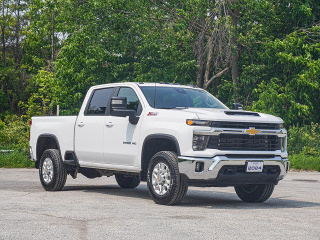 2024 Chevrolet Silverado 2500HD LT- Heated Seats / Steering in Cars & Trucks in Barrie - Image 3