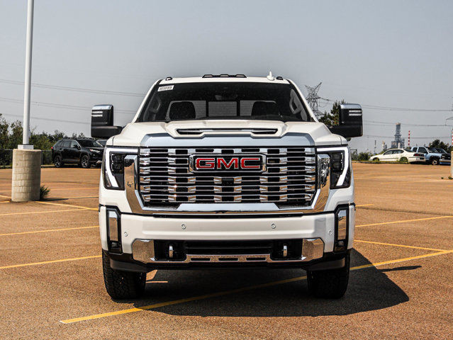 2025 GMC Sierra 3500HD Denali in Cars & Trucks in Strathcona County - Image 3