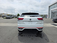 360 Camera, Sunroof, Cooled Seats, Premium Audio, Navigation! This 2023 Volkswagen Atlas Cross Sport... (image 7)