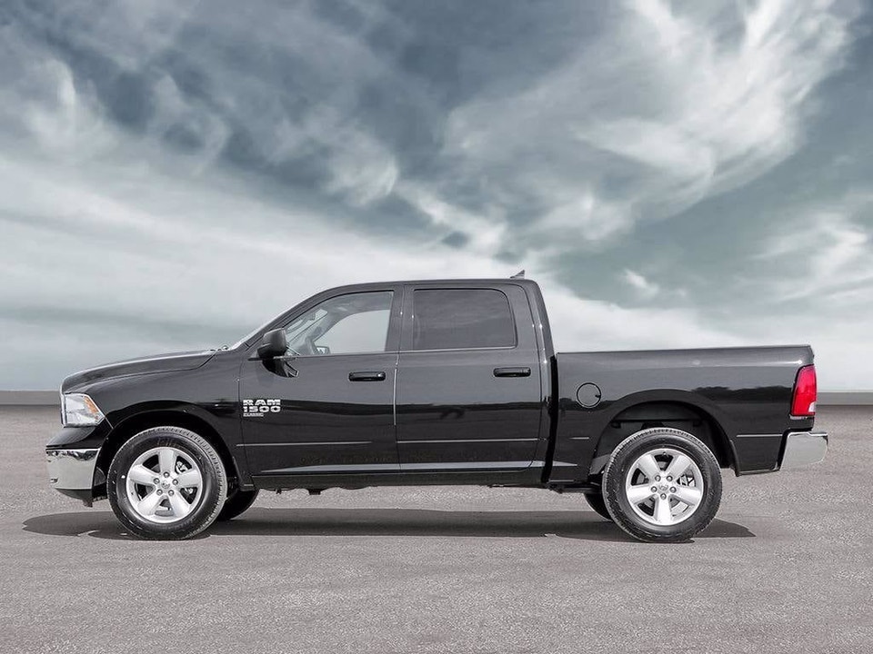 2022 Ram 1500 Classic SLT