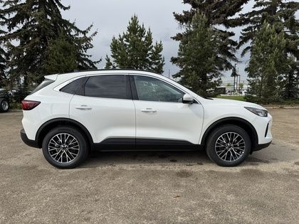 2025 Ford Escape PHEV w/MOONROOF in Cars & Trucks in Edmonton - Image 2