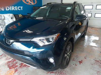 2018 Toyota RAV4 XLE SUNROOF! AWD! FINANCE NOW!