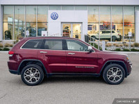 This Jeep Grand Cherokee WK boasts a Regular Unleaded V-6 3.6 L/220 engine powering this Automatic t... (image 5)