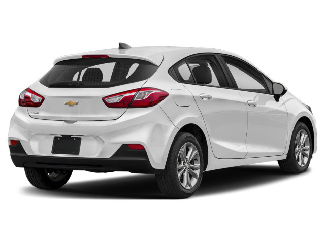 2019 Chevrolet Cruze in Cars & Trucks in Oakville / Halton Region - Image 2