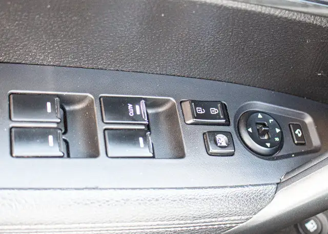 2013 Kia Sorento SX dans Autos et camions dans Medicine Hat - Image 29