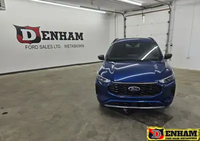 THIS IS AN ACCIDENT FREE ESCAPE HYBRID THAT'S PACKED WITH GREAT TECH OPTIONS LIKE LANE KEEPING, ADAP...