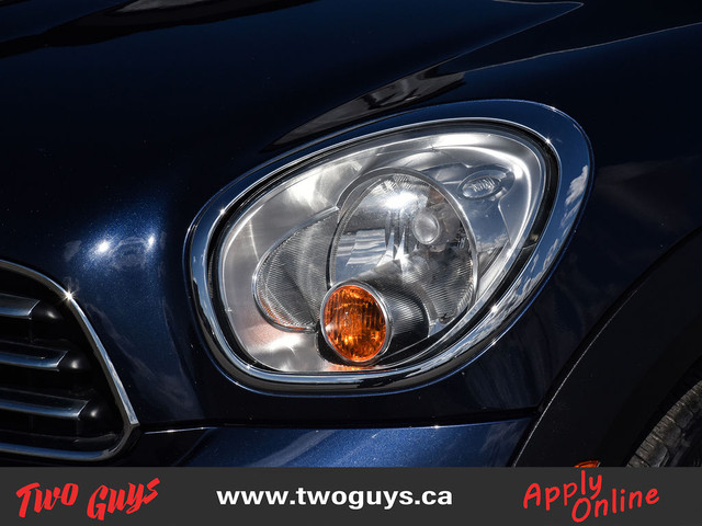 2012 MINI Cooper Countryman Panoroof | Heated Leather | A/C in Cars & Trucks in St. Catharines - Image 4