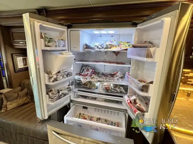 2016 Entegra Coach Anthem 42RBQ 42 Miles All New Tires ! in RVs & Motorhomes in Moncton - Image 28