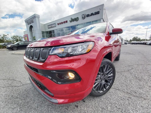 2022 Jeep Compass (RED) Edition in Cars & Trucks in Ottawa - Image 4