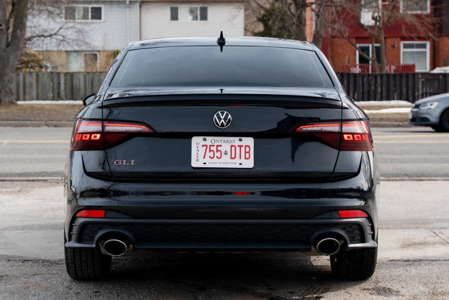 2024 Volkswagen Jetta GLI 2.0T GLI - Manual - 40th Anniversary E in Cars & Trucks in City of Toronto - Image 4