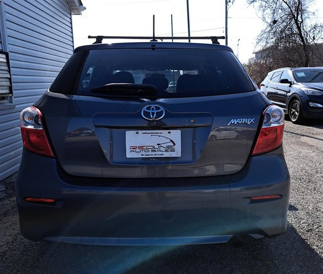 2011 Toyota Matrix FWD 5M in Cars & Trucks in Cambridge - Image 3