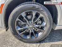 Engine: Gas V-6 3.6L L/100Km City: 13.0 L/100Km Hwy: 9.4 Safety Equipment ABS And Driveline Traction... (image 8)