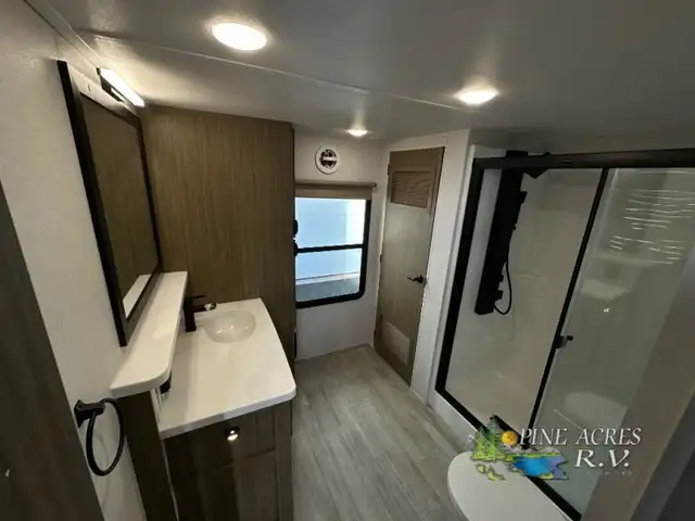 2025 Forest River RV Wildwood Grand Lodge 44VIEW in Travel Trailers & Campers in Truro - Image 6