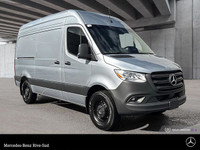 Mercedes-Benz Rive-Sud, la destination Mercedes-Benz par excellence. Bienvenue en première classe. D... (image 6)