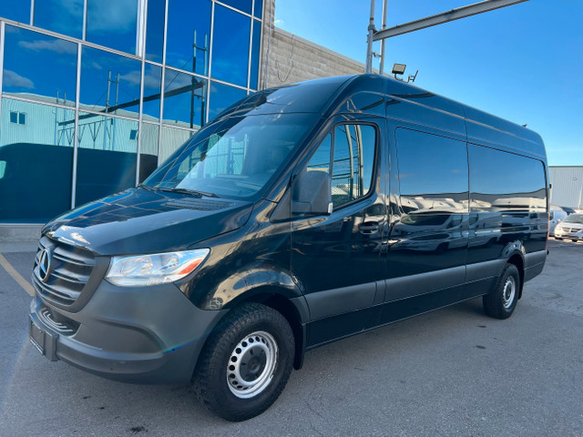 2019 Mercedes-Benz Sprinter Van MERCEDES Sprinter 2500 - CREW in Cars & Trucks in Oakville / Halton Region
