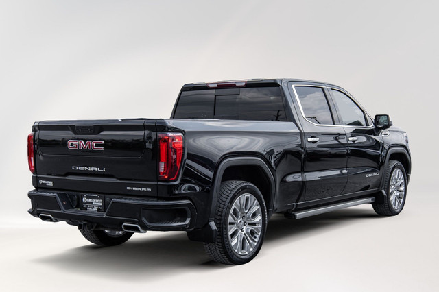 2022 GMC SIERRA 1500 LIMITED Denali Awd 4X4 Crew Cab / 6.2L V8 / in Cars & Trucks in City of Montréal - Image 4