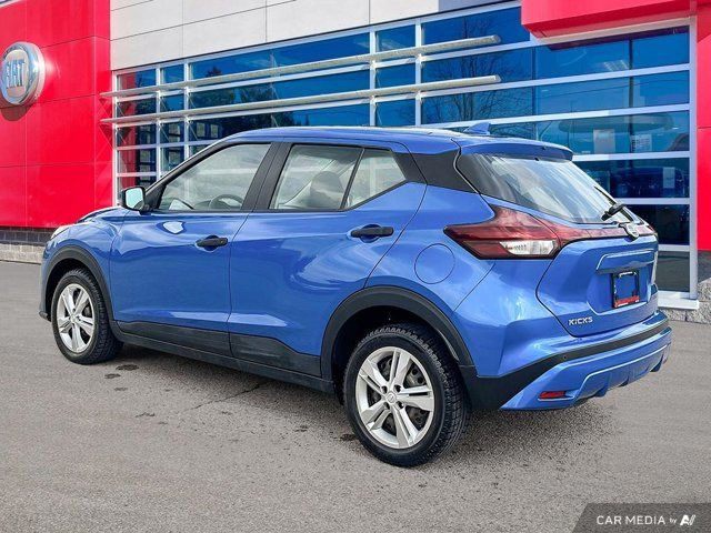 2021 Nissan Kicks S | Apple Carplay | Safety Tech | Low Km's in Cars & Trucks in Guelph - Image 4