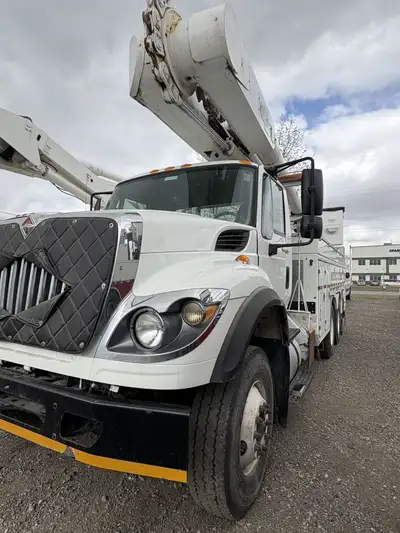 AMVIC Licensed Business Engine Make International Engine Model MaxxForce 9 Engine HP 315 Trans Make...