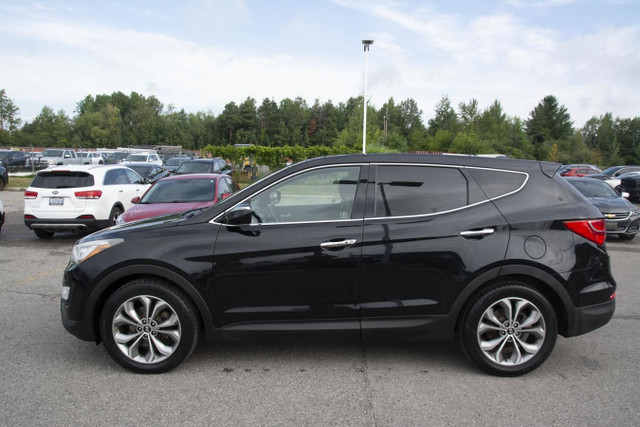 2013 HYUNDAI SANTA FE in Cars & Trucks in Oshawa / Durham Region - Image 2
