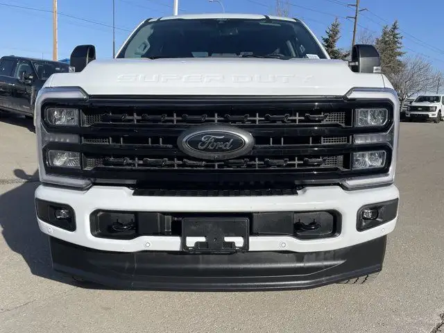 2024 Ford Super Duty F-350 SRW in Cars & Trucks in Calgary - Image 6