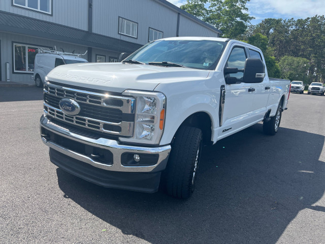 2023 Ford F-250 XLT DIESEL! 8 FOOT BOX! CALL NOW!! in Cars & Trucks in Annapolis Valley - Image 2