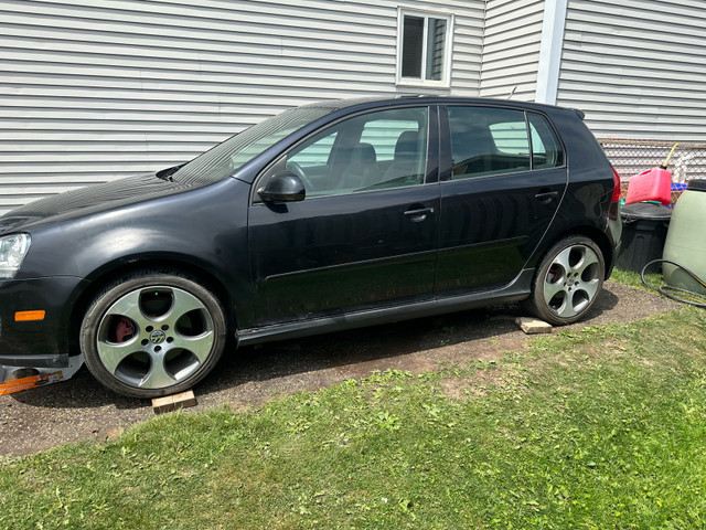 2009 Volkswagen GTI *NEEDS WORK* in Cars & Trucks in Kitchener / Waterloo - Image 4