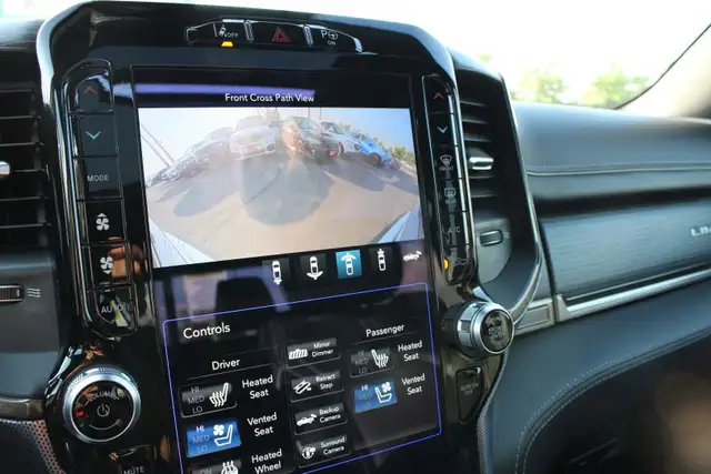2019 RAM 1500 dans Autos et camions dans Région d’Oakville/Halton - Image 23