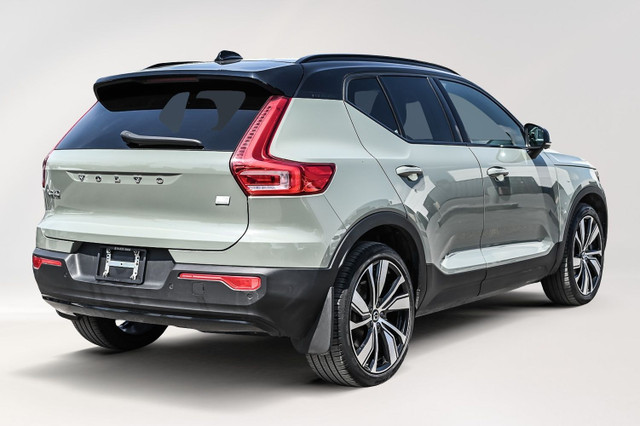 2021 Volvo XC40 in Cars & Trucks in City of Montréal - Image 4