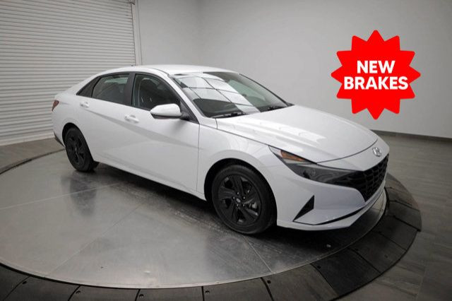 2023 Hyundai Elantra Preferred in Cars & Trucks in Calgary