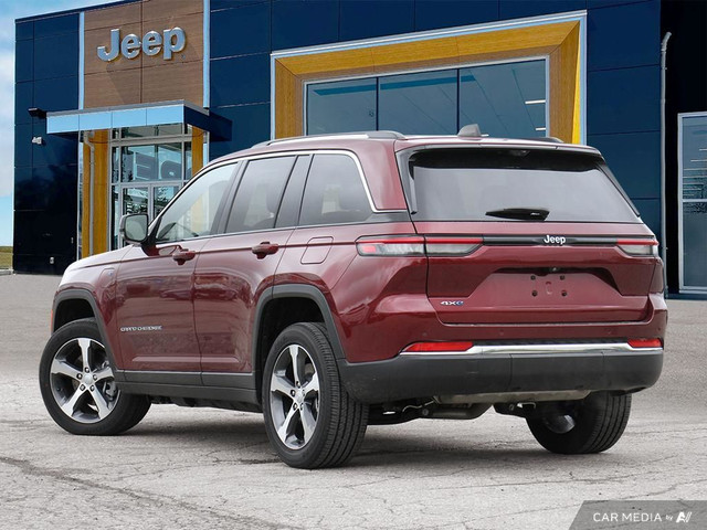 2023 Jeep Grand Cherokee 4xe Plug In Hybrid | Rear Screens |... in Cars & Trucks in Kitchener / Waterloo - Image 4