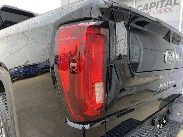 2025 GMC Sierra 1500 Crew Cab Denali Ultimate in Cars & Trucks in Edmonton - Image 12
