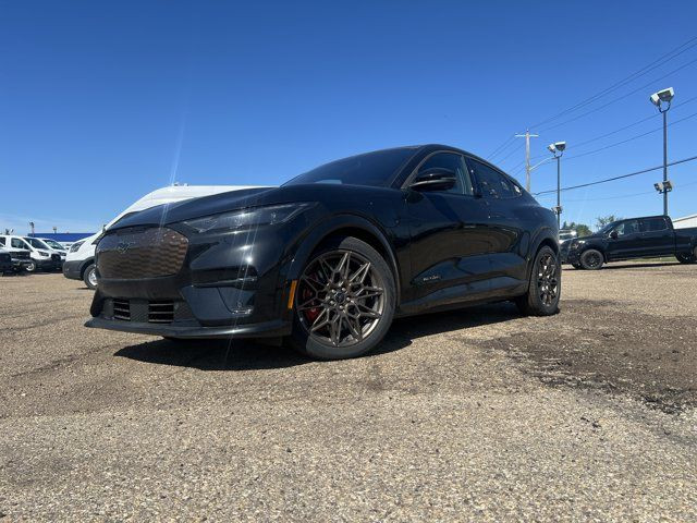 2025 Ford Mustang Mach-E GT in Cars & Trucks in Edmonton - Image 2