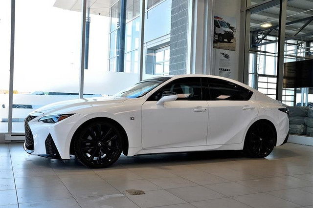 2023 Lexus IS 350 AWD in Cars & Trucks in Laval / North Shore - Image 3
