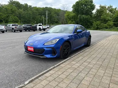 See Dealer Website for Details. Engine: 2.4 Other Equipment Air Conditioning, Alloy Wheels, Power Mi...