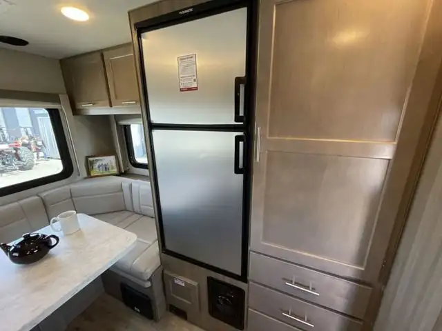 2022 Adventurer LP Class C Adventurer 19RD in RVs & Motorhomes in Abbotsford - Image 36