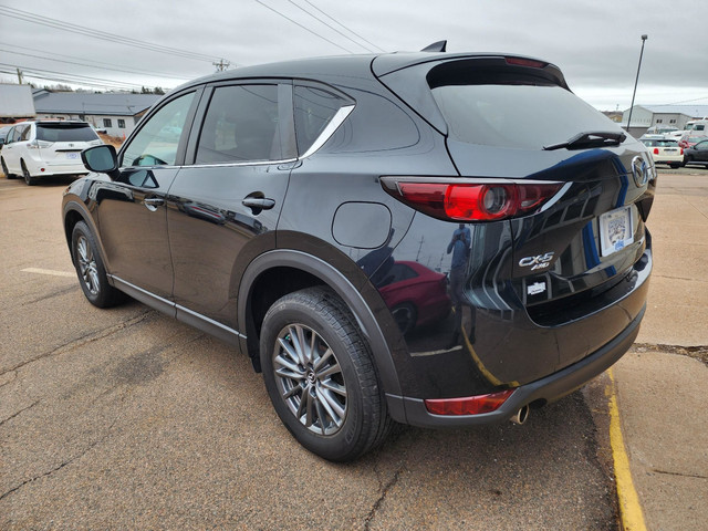 2018 Mazda CX-5 GS dans Autos et camions  à Charlottetown - Image 3