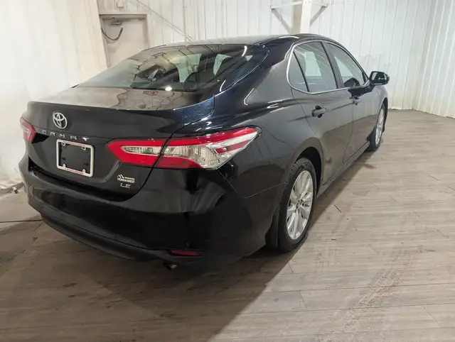 2019 Toyota Camry LE Heated Seats | Bluetooth | USB in Cars & Trucks in Calgary - Image 8