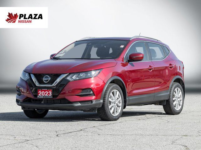 2023 Nissan Qashqai SV | Clean Carfax | Low Kms | Heated Seats in Cars & Trucks in Hamilton