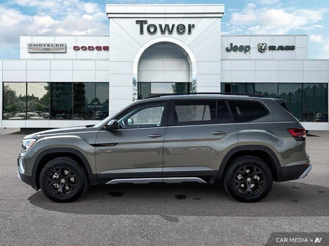 2024 Volkswagen Atlas | AWD | 3rd Row Seating | Heated & in Cars & Trucks in Calgary - Image 3